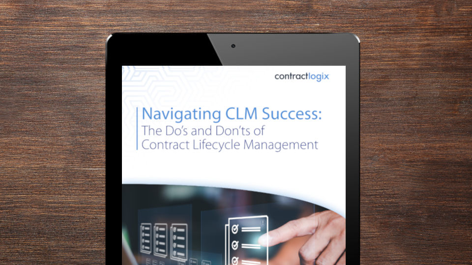 Tablet showing the whitepaper Do’s and Don’ts of Contract Lifecycle Management